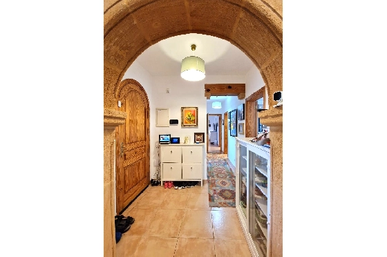Villa in Javea zu verkaufen, Woongedeelte 166 m², Klimaanlage, Grondstuk 608 m², 3 Slaapkamers, 3 Badkamers, Pool, ref.: AVS-57474-10