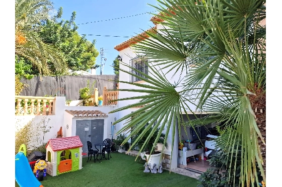 Villa in Javea zu verkaufen, Woongedeelte 166 m², Klimaanlage, Grondstuk 608 m², 3 Slaapkamers, 3 Badkamers, Pool, ref.: AVS-57474-15