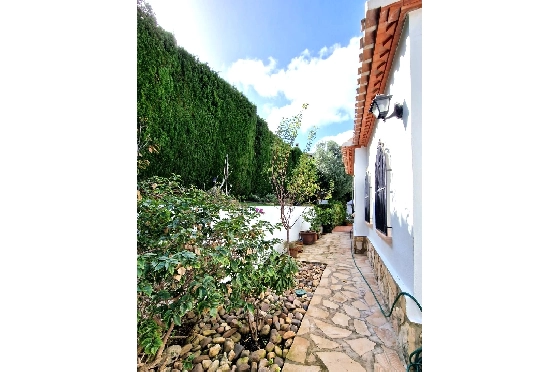 Villa in Javea zu verkaufen, Woongedeelte 166 m², Klimaanlage, Grondstuk 608 m², 3 Slaapkamers, 3 Badkamers, Pool, ref.: AVS-57474-17