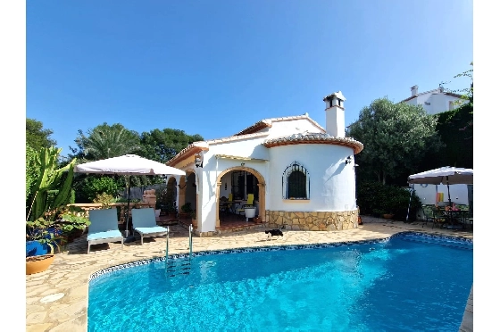 Villa in Javea zu verkaufen, Woongedeelte 166 m², Klimaanlage, Grondstuk 608 m², 3 Slaapkamers, 3 Badkamers, Pool, ref.: AVS-57474-2