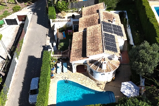 Villa in Javea zu verkaufen, Woongedeelte 166 m², Klimaanlage, Grondstuk 608 m², 3 Slaapkamers, 3 Badkamers, Pool, ref.: AVS-57474-20