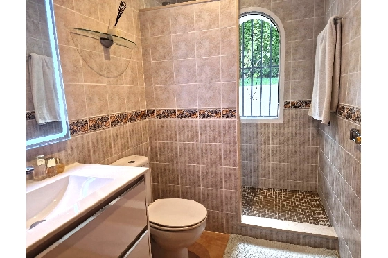Villa in Javea zu verkaufen, Woongedeelte 166 m², Klimaanlage, Grondstuk 608 m², 3 Slaapkamers, 3 Badkamers, Pool, ref.: AVS-57474-9