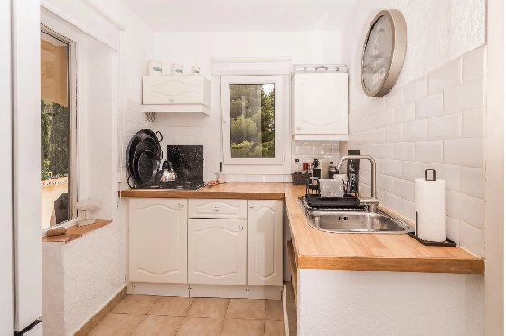 Villa in Javea zu verkaufen, Woongedeelte 246 m², Klimaanlage, Grondstuk 1125 m², 4 Slaapkamers, 4 Badkamers, Pool, ref.: AVS-57244-24