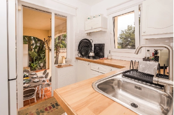 Villa in Javea zu verkaufen, Woongedeelte 246 m², Klimaanlage, Grondstuk 1125 m², 4 Slaapkamers, 4 Badkamers, Pool, ref.: AVS-57244-25