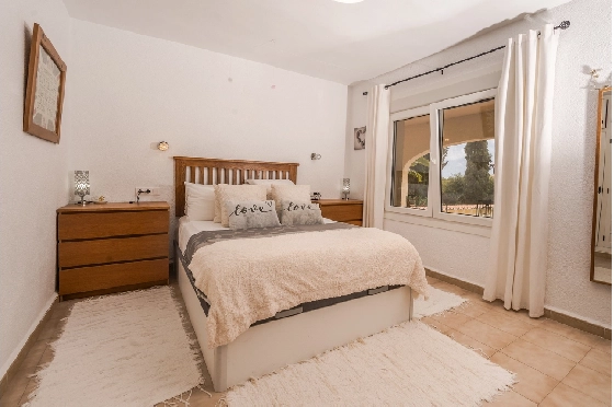 Villa in Javea zu verkaufen, Woongedeelte 246 m², Klimaanlage, Grondstuk 1125 m², 4 Slaapkamers, 4 Badkamers, Pool, ref.: AVS-57244-26