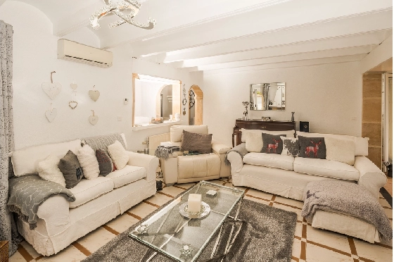 Villa in Javea zu verkaufen, Woongedeelte 246 m², Klimaanlage, Grondstuk 1125 m², 4 Slaapkamers, 4 Badkamers, Pool, ref.: AVS-57244-4