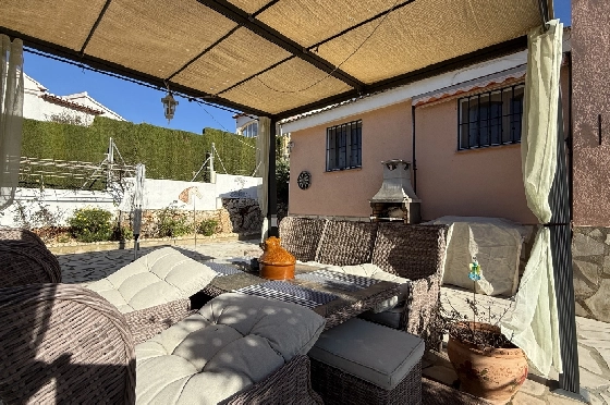 Villa in Pedreguer zu verkaufen, Woongedeelte 61 m², Bouwjaar 2014, Zustand gepflegt, + KLIMA, Klimaanlage, Grondstuk 385 m², 2 Slaapkamers, 1 Badkamers, Pool, ref.: RG-0126-11