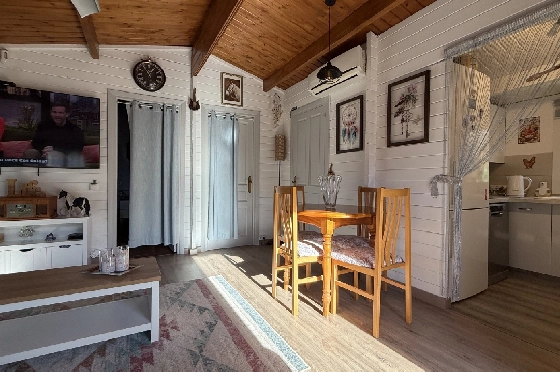 Villa in Pedreguer zu verkaufen, Woongedeelte 61 m², Bouwjaar 2014, Zustand gepflegt, + KLIMA, Klimaanlage, Grondstuk 385 m², 2 Slaapkamers, 1 Badkamers, Pool, ref.: RG-0126-16