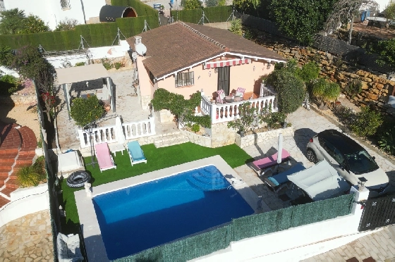 Villa in Pedreguer zu verkaufen, Woongedeelte 61 m², Bouwjaar 2014, Zustand gepflegt, + KLIMA, Klimaanlage, Grondstuk 385 m², 2 Slaapkamers, 1 Badkamers, Pool, ref.: RG-0126-3