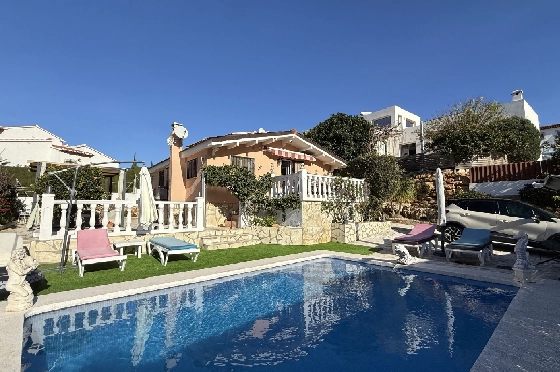 Villa in Pedreguer zu verkaufen, Woongedeelte 61 m², Bouwjaar 2014, Zustand gepflegt, + KLIMA, Klimaanlage, Grondstuk 385 m², 2 Slaapkamers, 1 Badkamers, Pool, ref.: RG-0126-5