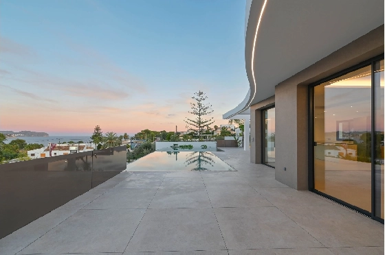 Villa in Benissa zu verkaufen, Woongedeelte 621 m², + Fussbodenheizung, Klimaanlage, Grondstuk 1250 m², 4 Slaapkamers, 4 Badkamers, Pool, ref.: VGH40085-9