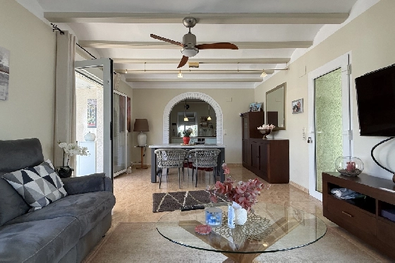 Villa in Els Poblets zu verkaufen, Woongedeelte 105 m², Bouwjaar 1990, + Zentralheizung, Klimaanlage, Grondstuk 536 m², 2 Slaapkamers, 2 Badkamers, Pool, ref.: JS-0326-7
