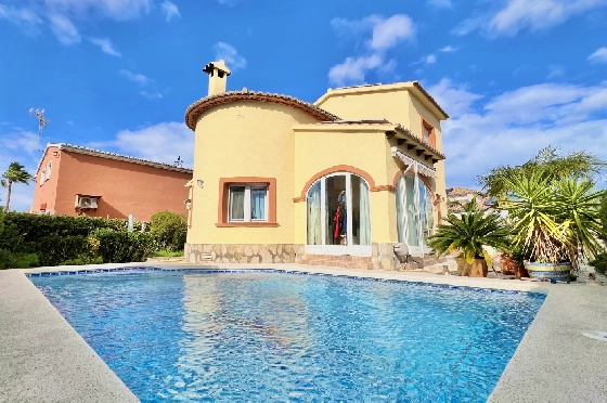 Villa in Els Poblets zu verkaufen, Woongedeelte 95 m², Bouwjaar 2001, Zustand gepflegt, + Ofen, Klimaanlage, Grondstuk 350 m², 3 Slaapkamers, 3 Badkamers, Pool, ref.: FK-0326-1