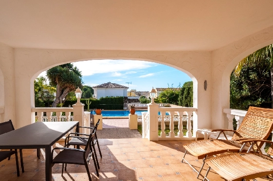 Villa in Moraira zu verkaufen, Woongedeelte 270 m², Klimaanlage, Grondstuk 897 m², 3 Slaapkamers, 3 Badkamers, Pool, ref.: AM-12629DR-28