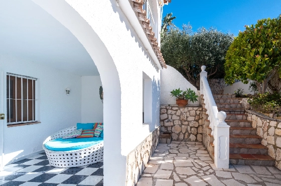 Villa in Benissa zu verkaufen, Woongedeelte 247 m², Bouwjaar 1993, Klimaanlage, Grondstuk 848 m², 5 Slaapkamers, 3 Badkamers, Pool, ref.: AM-12630DR-16