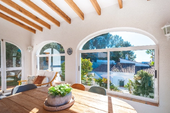 Villa in Benissa zu verkaufen, Woongedeelte 247 m², Bouwjaar 1993, Klimaanlage, Grondstuk 848 m², 5 Slaapkamers, 3 Badkamers, Pool, ref.: AM-12630DR-19