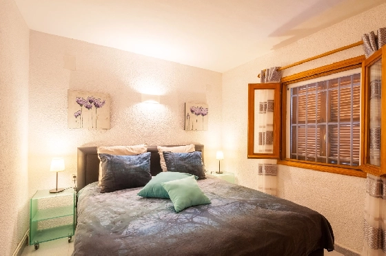 Villa in Benissa zu verkaufen, Woongedeelte 247 m², Bouwjaar 1993, Klimaanlage, Grondstuk 848 m², 5 Slaapkamers, 3 Badkamers, Pool, ref.: AM-12630DR-30