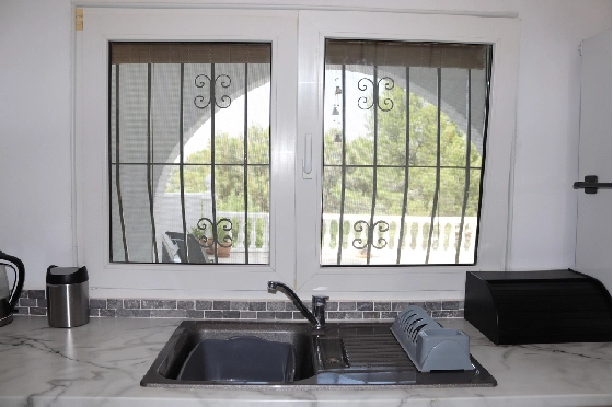 Villa in Parcent zu verkaufen, Woongedeelte 170 m², Grondstuk 783 m², 5 Slaapkamers, 2 Badkamers, ref.: PT-25007-17
