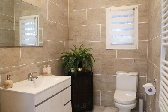 Villa in Parcent zu verkaufen, Woongedeelte 170 m², Grondstuk 783 m², 5 Slaapkamers, 2 Badkamers, ref.: PT-25007-18