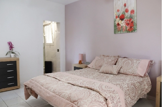Villa in Parcent zu verkaufen, Woongedeelte 170 m², Grondstuk 783 m², 5 Slaapkamers, 2 Badkamers, ref.: PT-25007-23