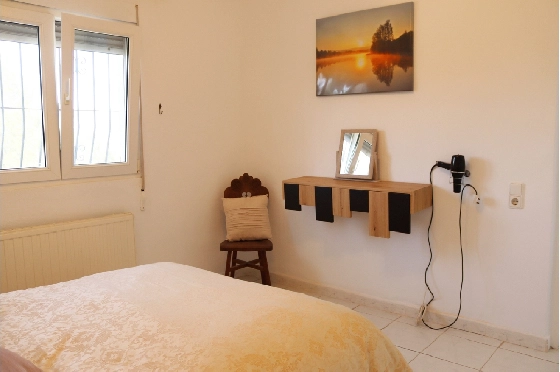 Villa in Parcent zu verkaufen, Woongedeelte 170 m², Grondstuk 783 m², 5 Slaapkamers, 2 Badkamers, ref.: PT-25007-31