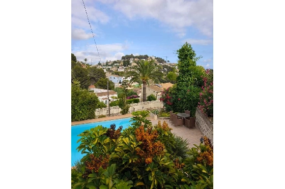 Villa in Benissa zu verkaufen, Woongedeelte 181 m², Grondstuk 881 m², 3 Slaapkamers, 3 Badkamers, Pool, ref.: PT-25011-23