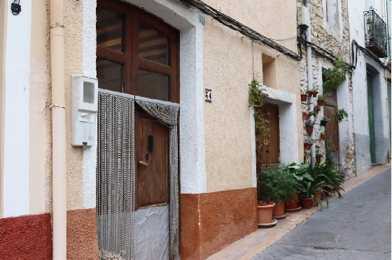 Stadthaus in Castell De Castells zu verkaufen, Wohnfläche 219 m², Grundstück 86 m², 3 Schlafzimmer, 3 Badezimmer, ref.: PT-25013-1
