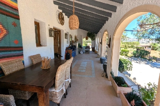 Villa in Javea zu verkaufen, Woongedeelte 386 m², Klimaanlage, Grondstuk 4596 m², 4 Slaapkamers, 4 Badkamers, Pool, ref.: AVS-57604-15