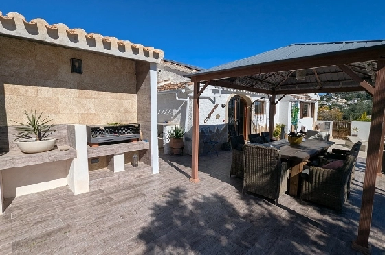 Villa in Javea zu verkaufen, Woongedeelte 386 m², Klimaanlage, Grondstuk 4596 m², 4 Slaapkamers, 4 Badkamers, Pool, ref.: AVS-57604-42