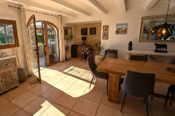 Villa in Javea zu verkaufen, Woongedeelte 386 m², Klimaanlage, Grondstuk 4596 m², 4 Slaapkamers, 4 Badkamers, Pool, ref.: AVS-57604-44