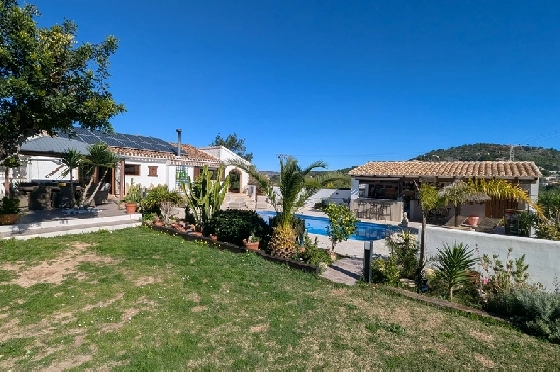 Villa in Javea zu verkaufen, Woongedeelte 386 m², Klimaanlage, Grondstuk 4596 m², 4 Slaapkamers, 4 Badkamers, Pool, ref.: AVS-57604-50