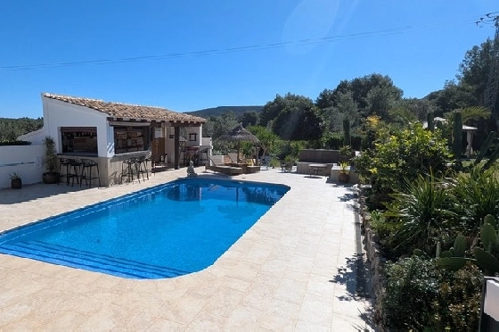 Villa in Javea zu verkaufen, Woongedeelte 386 m², Klimaanlage, Grondstuk 4596 m², 4 Slaapkamers, 4 Badkamers, Pool, ref.: AVS-57604-7