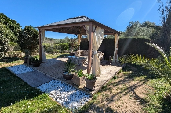 Villa in Javea zu verkaufen, Woongedeelte 386 m², Klimaanlage, Grondstuk 4596 m², 4 Slaapkamers, 4 Badkamers, Pool, ref.: AVS-57604-9