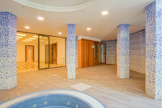 Villa in L-Alfas del Pi(Alfaz del PI Pueblo Urbanizaciones) zu verkaufen, Woongedeelte 810 m², Grondstuk 1094 m², 5 Slaapkamers, 6 Badkamers, Pool, ref.: COB-7030ALF-10535-7