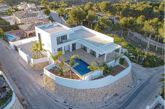Villa in Moraira(Benimeit) zu verkaufen, Woongedeelte 310 m², Grondstuk 817 m², 3 Slaapkamers, 2 Badkamers, Pool, ref.: COB-8248MOR-10535-17