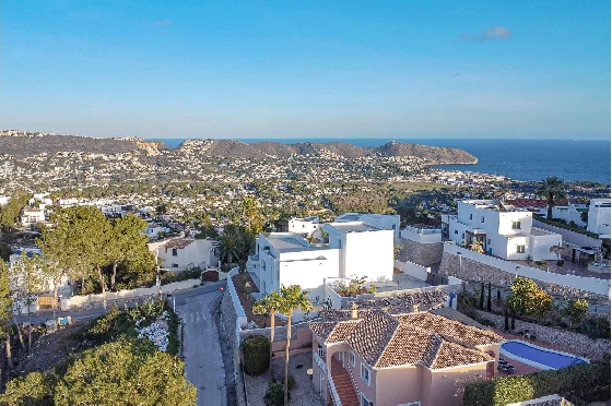 Villa in Moraira(Benimeit) zu verkaufen, Woongedeelte 310 m², Grondstuk 817 m², 3 Slaapkamers, 2 Badkamers, Pool, ref.: COB-8248MOR-10535-8