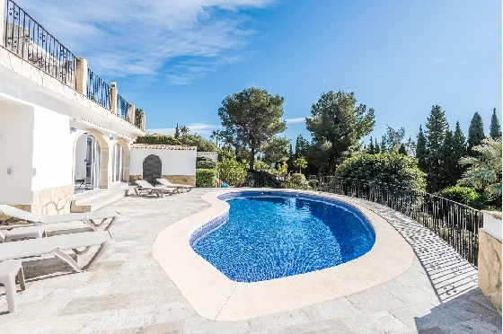 Villa in Javea zu verkaufen, Woongedeelte 281 m², Klimaanlage, Grondstuk 1666 m², 4 Slaapkamers, 3 Badkamers, Pool, ref.: AVS-57574-16