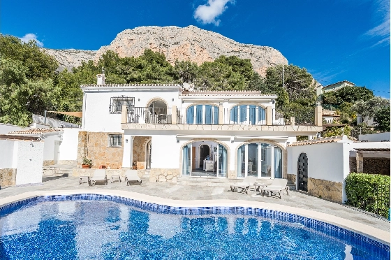 Villa in Javea zu verkaufen, Woongedeelte 281 m², Klimaanlage, Grondstuk 1666 m², 4 Slaapkamers, 3 Badkamers, Pool, ref.: AVS-57574-18