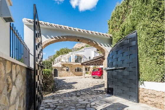 Villa in Javea zu verkaufen, Woongedeelte 281 m², Klimaanlage, Grondstuk 1666 m², 4 Slaapkamers, 3 Badkamers, Pool, ref.: AVS-57574-2