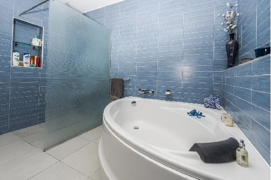 Villa in Javea zu verkaufen, Woongedeelte 281 m², Klimaanlage, Grondstuk 1666 m², 4 Slaapkamers, 3 Badkamers, Pool, ref.: AVS-57574-24