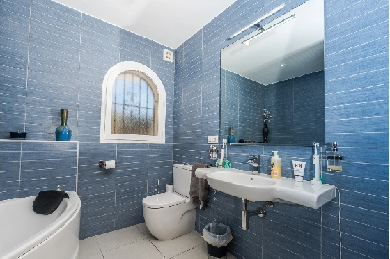 Villa in Javea zu verkaufen, Woongedeelte 281 m², Klimaanlage, Grondstuk 1666 m², 4 Slaapkamers, 3 Badkamers, Pool, ref.: AVS-57574-25