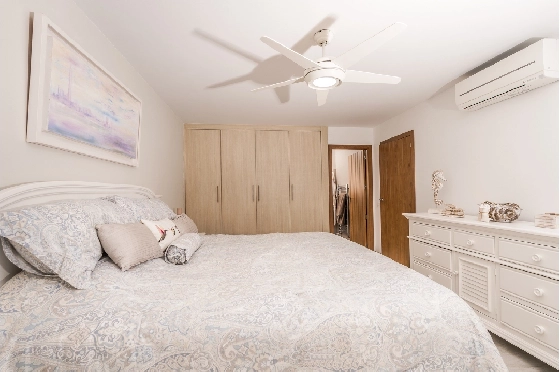 Villa in Javea zu verkaufen, Woongedeelte 281 m², Klimaanlage, Grondstuk 1666 m², 4 Slaapkamers, 3 Badkamers, Pool, ref.: AVS-57574-31