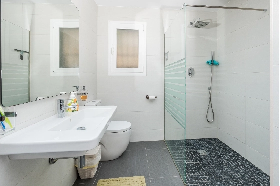 Villa in Javea zu verkaufen, Woongedeelte 281 m², Klimaanlage, Grondstuk 1666 m², 4 Slaapkamers, 3 Badkamers, Pool, ref.: AVS-57574-36