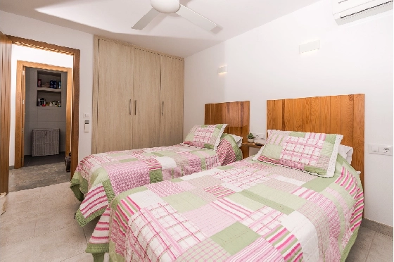 Villa in Javea zu verkaufen, Woongedeelte 281 m², Klimaanlage, Grondstuk 1666 m², 4 Slaapkamers, 3 Badkamers, Pool, ref.: AVS-57574-39