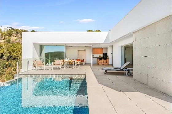 Villa in Benitachell(Cumbre del Sol) zu verkaufen, Woongedeelte 215 m², Grondstuk 813 m², 4 Slaapkamers, 5 Badkamers, Pool, ref.: VA-22899-36