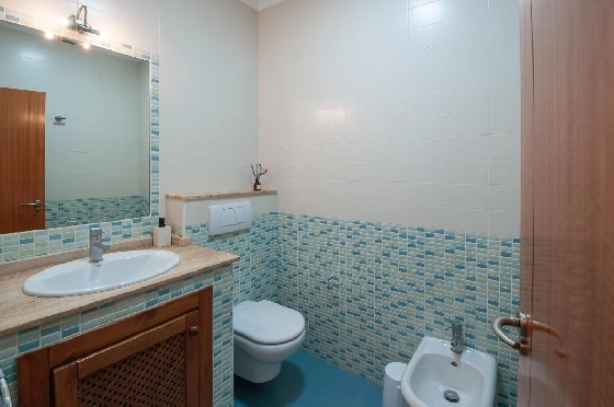 Villa in Orba(Comunidad valenciana) zu verkaufen, Woongedeelte 225 m², Klimaanlage, Grondstuk 637 m², 5 Slaapkamers, 2 Badkamers, Pool, ref.: COB-3568-10535-24