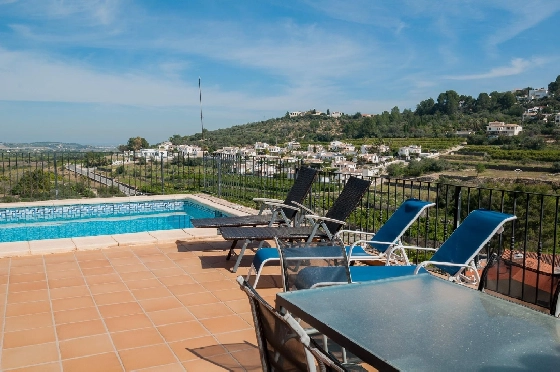 Villa in Orba(Comunidad valenciana) zu verkaufen, Woongedeelte 225 m², Klimaanlage, Grondstuk 637 m², 5 Slaapkamers, 2 Badkamers, Pool, ref.: COB-3568-10535-39