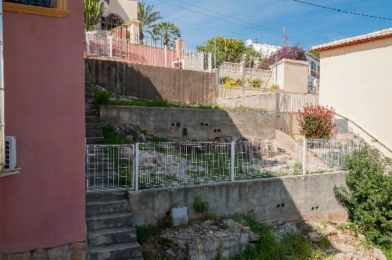 Villa in Orba(Comunidad valenciana) zu verkaufen, Woongedeelte 225 m², Klimaanlage, Grondstuk 637 m², 5 Slaapkamers, 2 Badkamers, Pool, ref.: COB-3568-10535-43