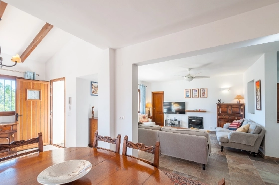 Villa in Moraira zu verkaufen, Woongedeelte 285 m², Bouwjaar 2015, Klimaanlage, Grondstuk 960 m², 4 Slaapkamers, 3 Badkamers, Pool, ref.: AM-12646DR-11