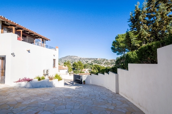 Villa in Moraira zu verkaufen, Woongedeelte 285 m², Bouwjaar 2015, Klimaanlage, Grondstuk 960 m², 4 Slaapkamers, 3 Badkamers, Pool, ref.: AM-12646DR-9